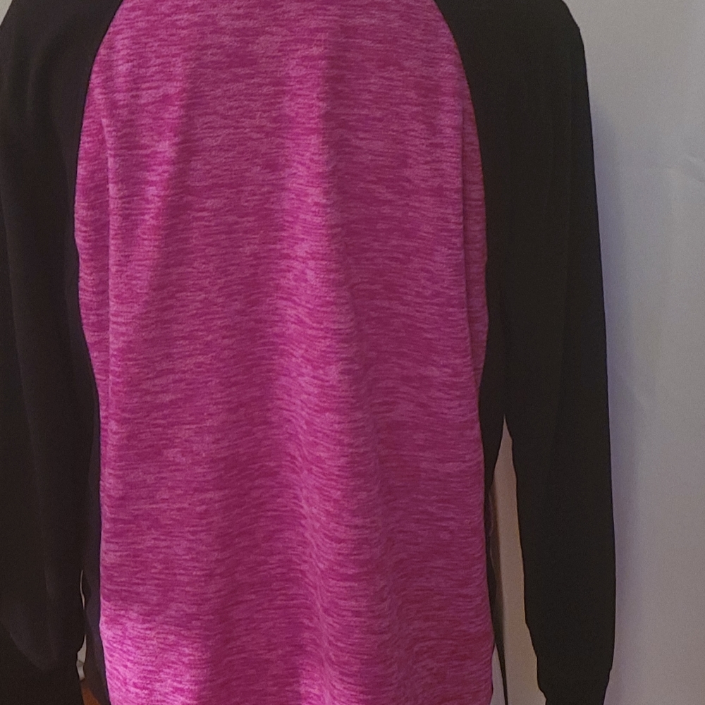St. John's Bay Active XL Quarter Zip Pullover! - Picture 3 of 4
